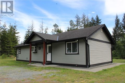 2932 RENFREW Rd Shawnigan Lake BC V8H2E4
