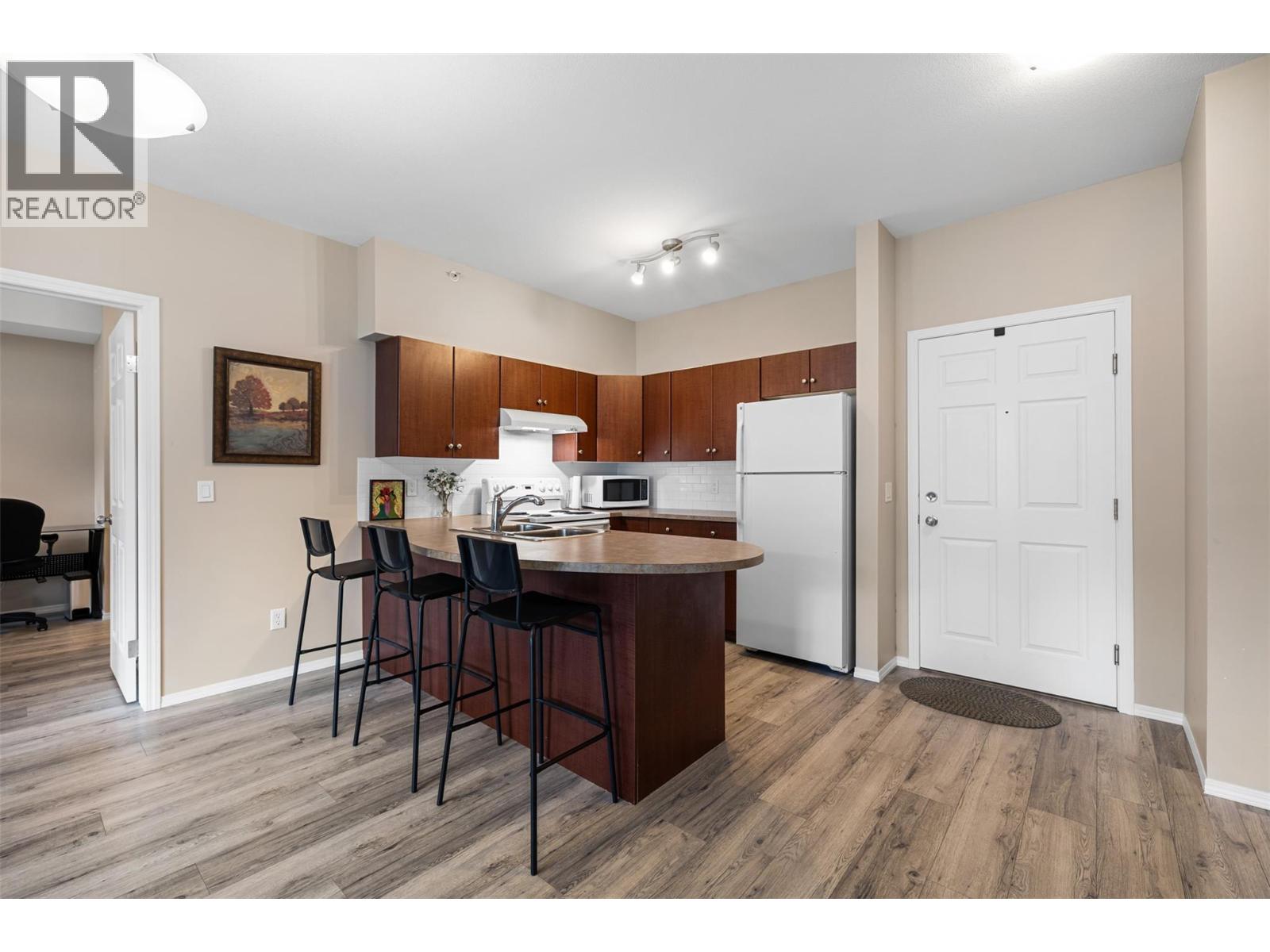 1875 Country Club Drive Unit# 1619