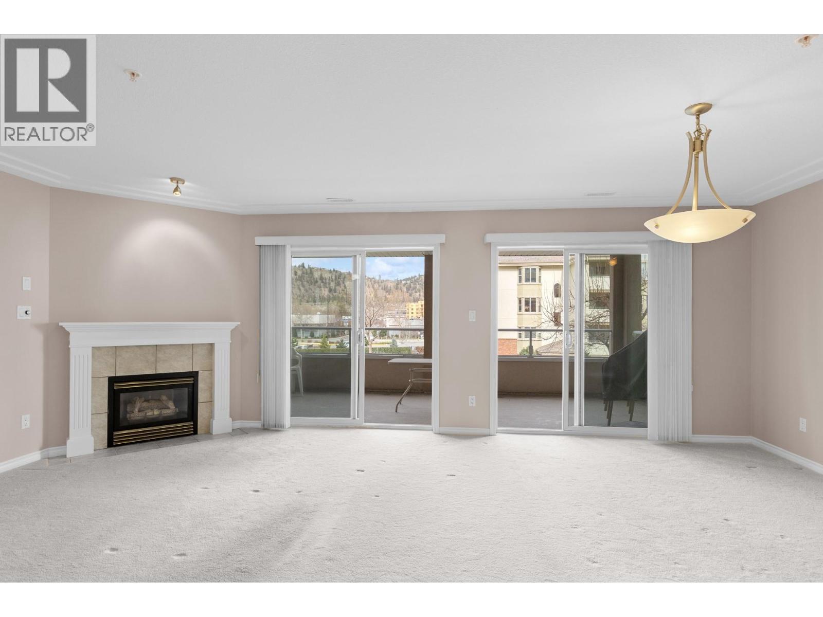 1966 Durnin Road Unit# 303