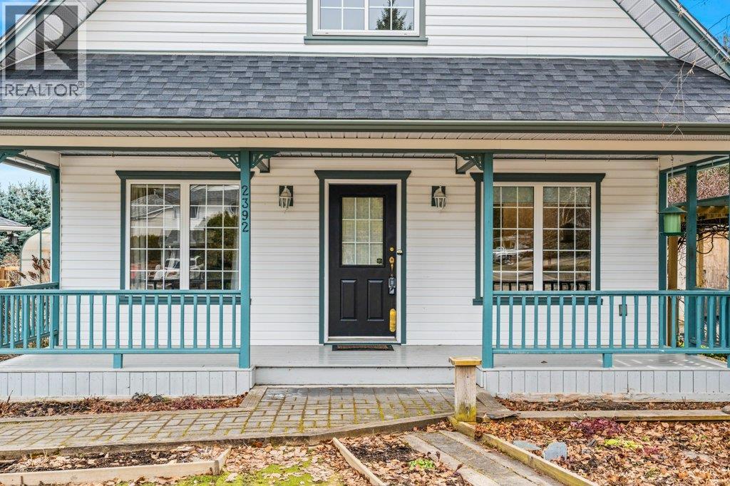 2392 Cedar Ridge Street