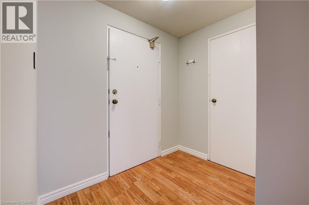55 GREEN VALLEY Drive Unit# 811