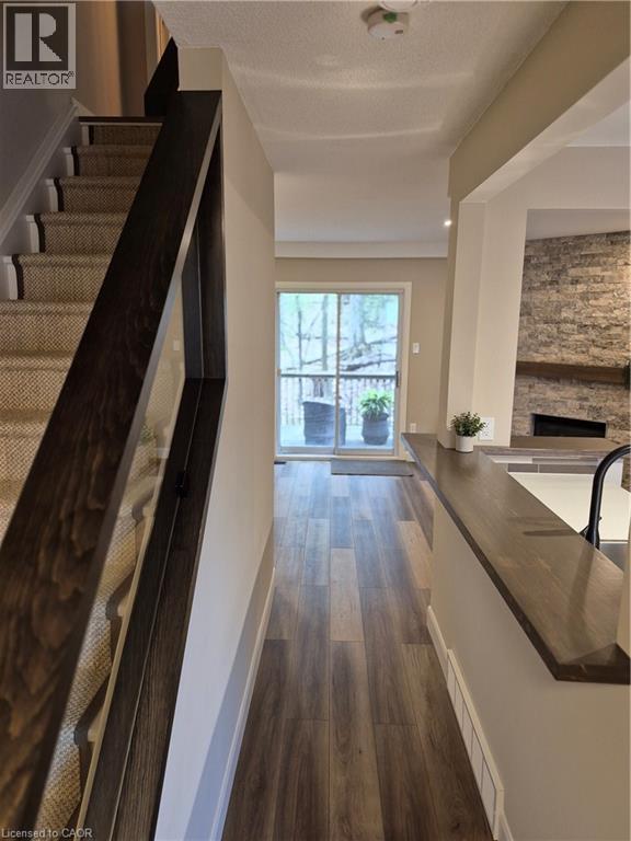 219 KINGSWOOD Drive Unit# 26