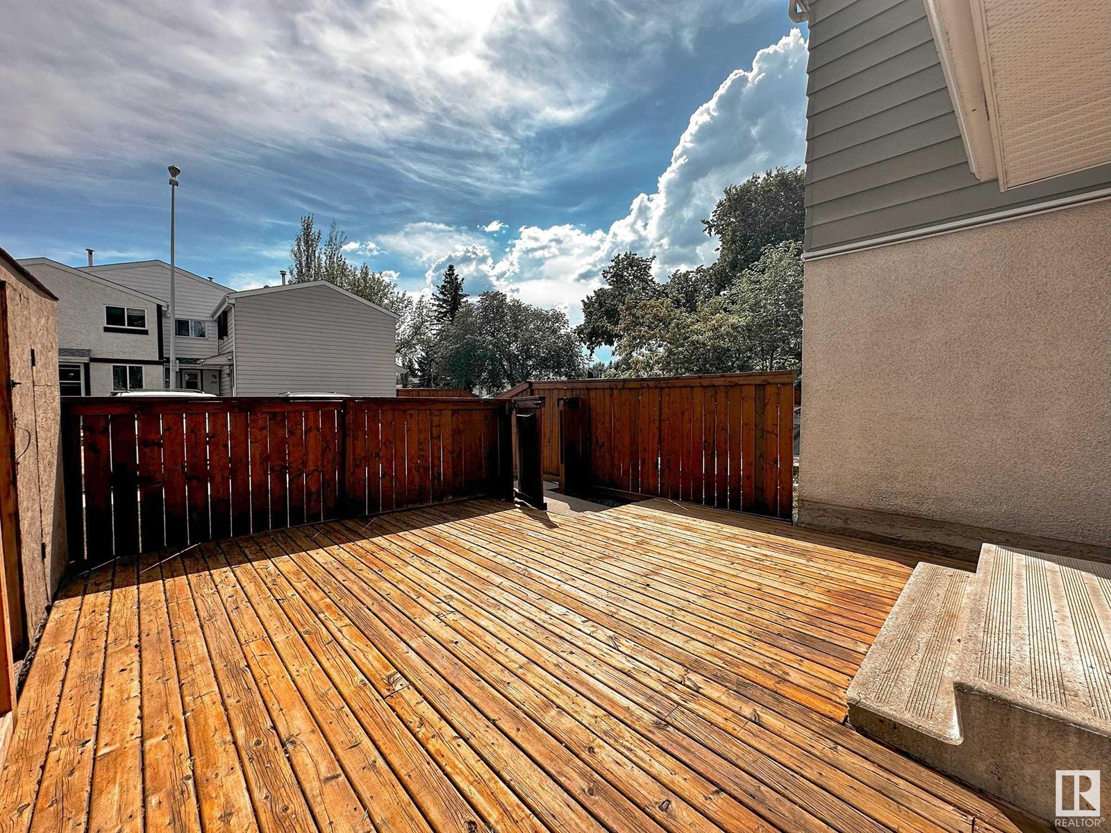 131 PRIMROSE GARDENS GD NW