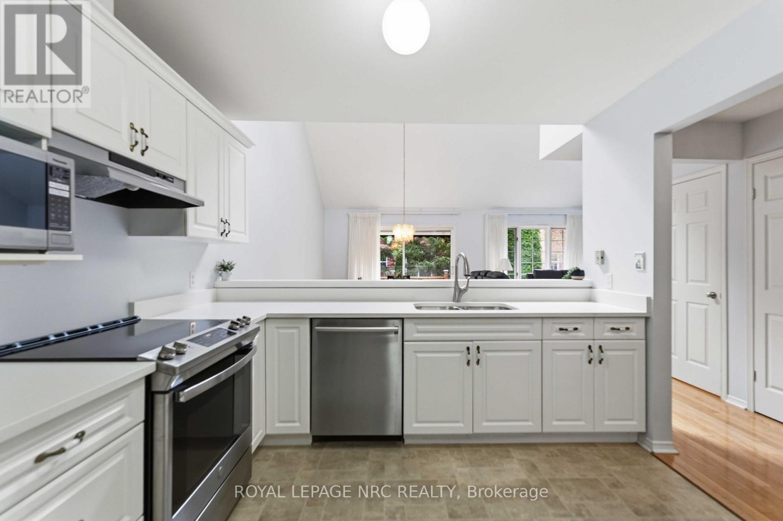 2 - 4104 LOGANBERRY COURT