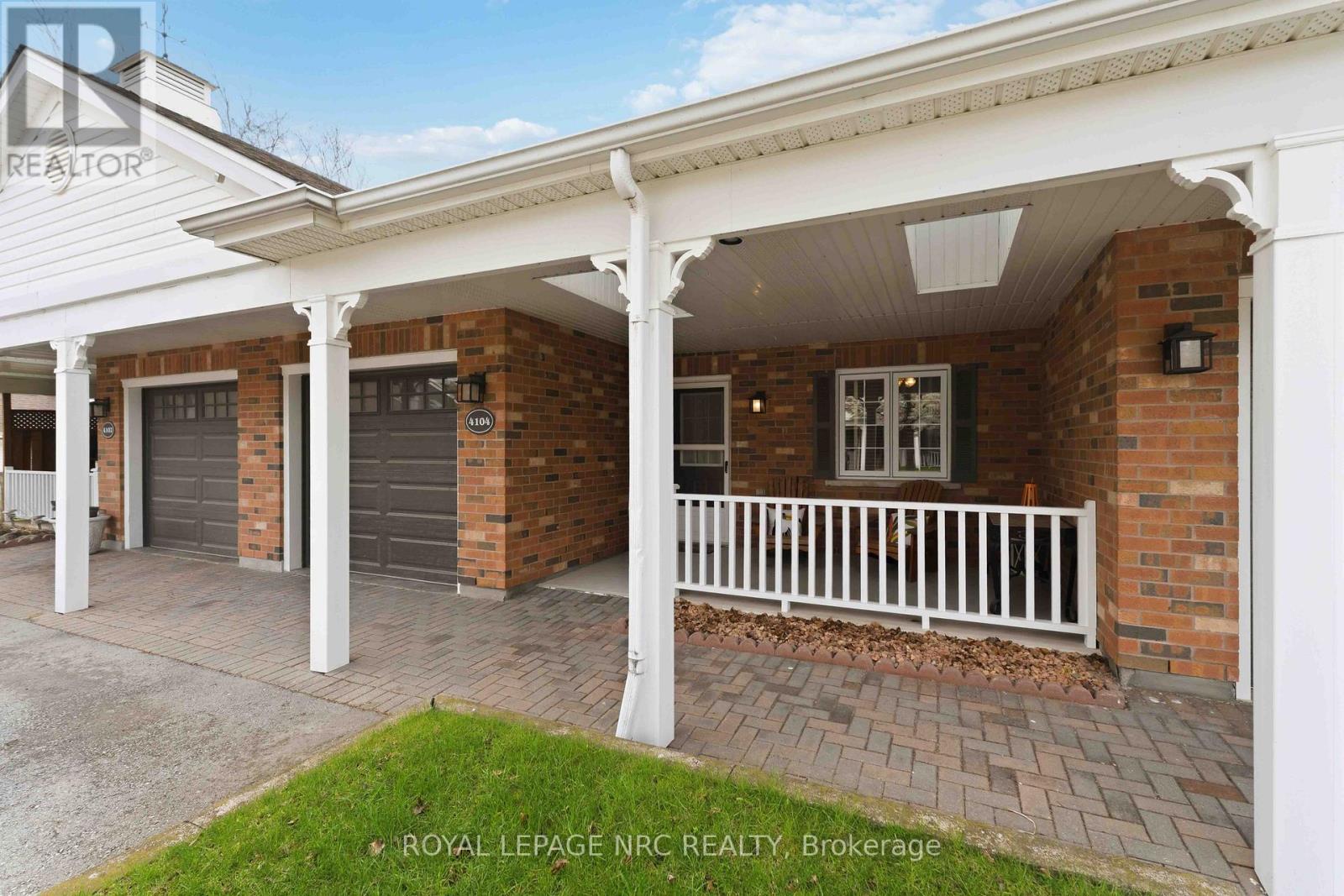 2 - 4104 LOGANBERRY COURT