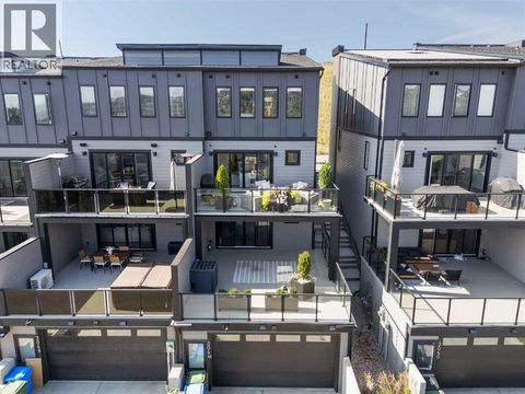 3044 85 Street SW Calgary AB T3H6C7