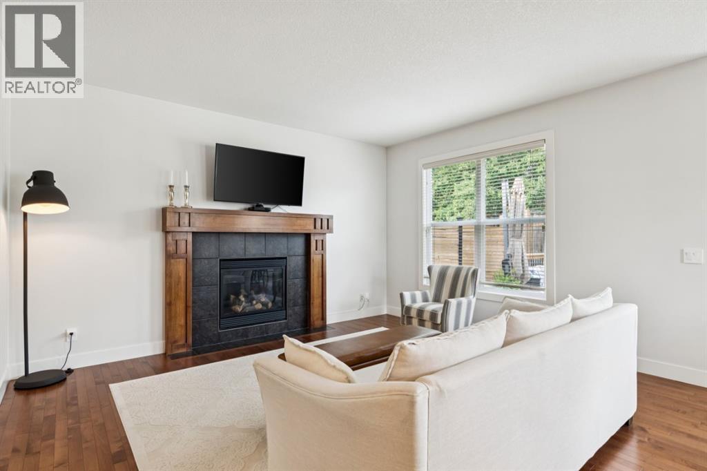 70 Cortina Way SW