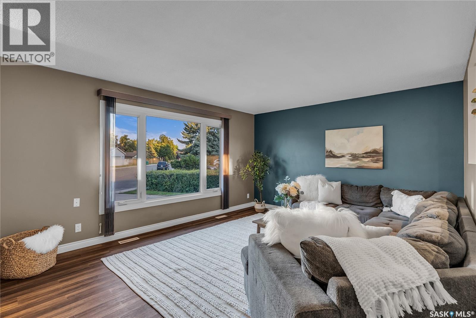 78 Patterson CRESCENT