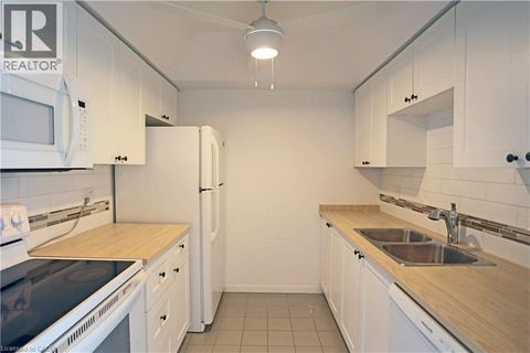 107 BAGOT Street Unit# 411 Guelph ON N1H8H5