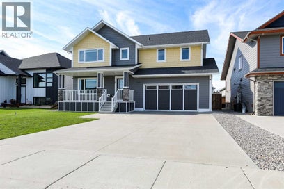 408 11B Street Nobleford AB T0L1S0