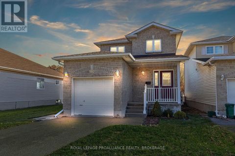 582 HERITAGE COURT Kingston (East Gardiners Rd) ON K7M9C9