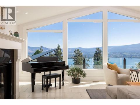 2523 Hillsborough Road West Kelowna BC V1Z3E8