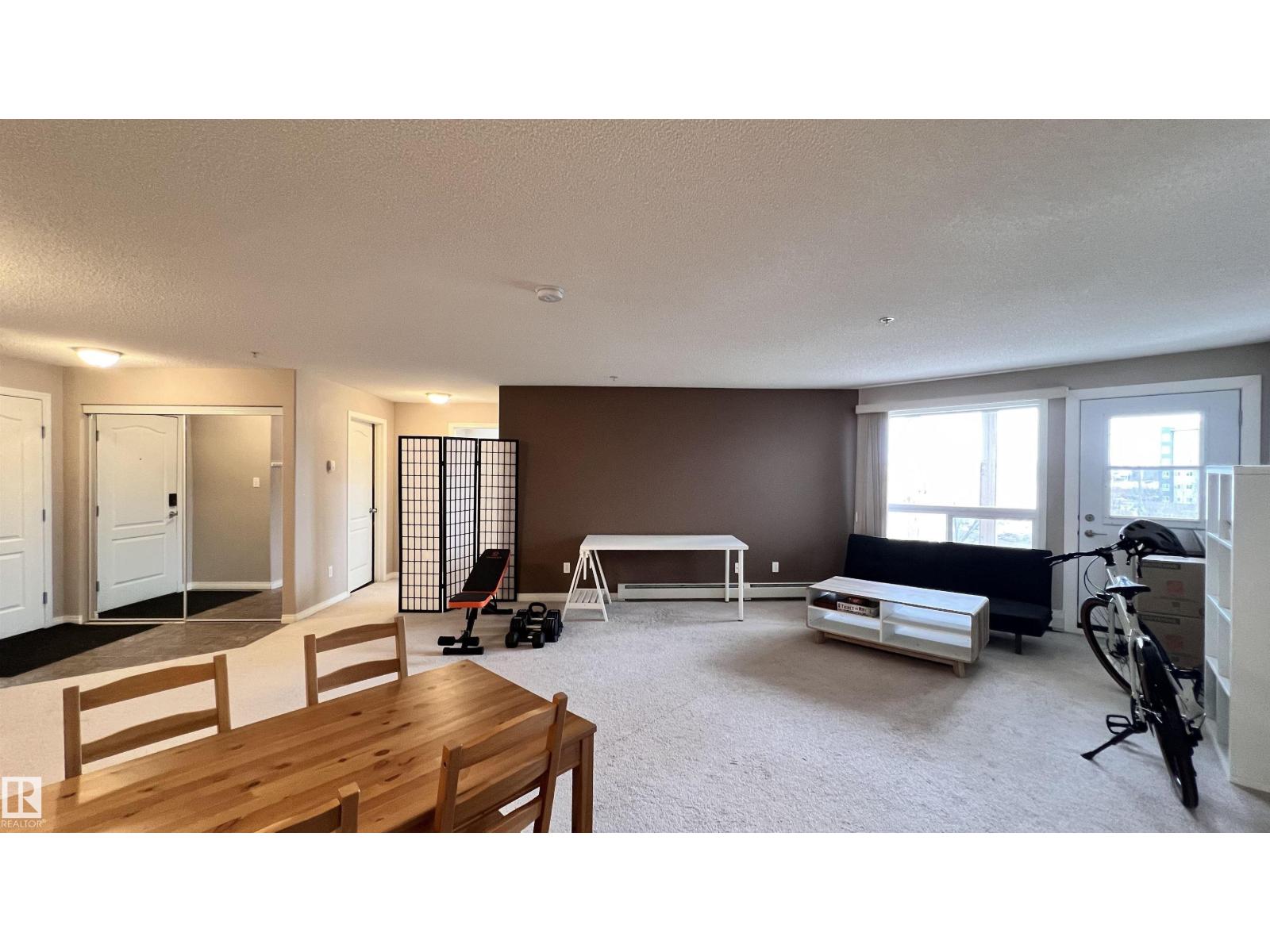 #1318 330 CLAREVIEW STATION DR NW NW