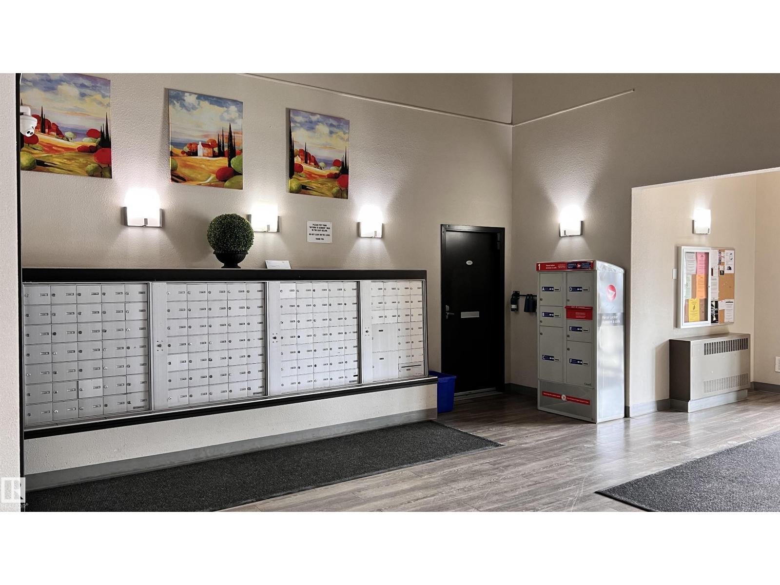 #1318 330 CLAREVIEW STATION DR NW NW