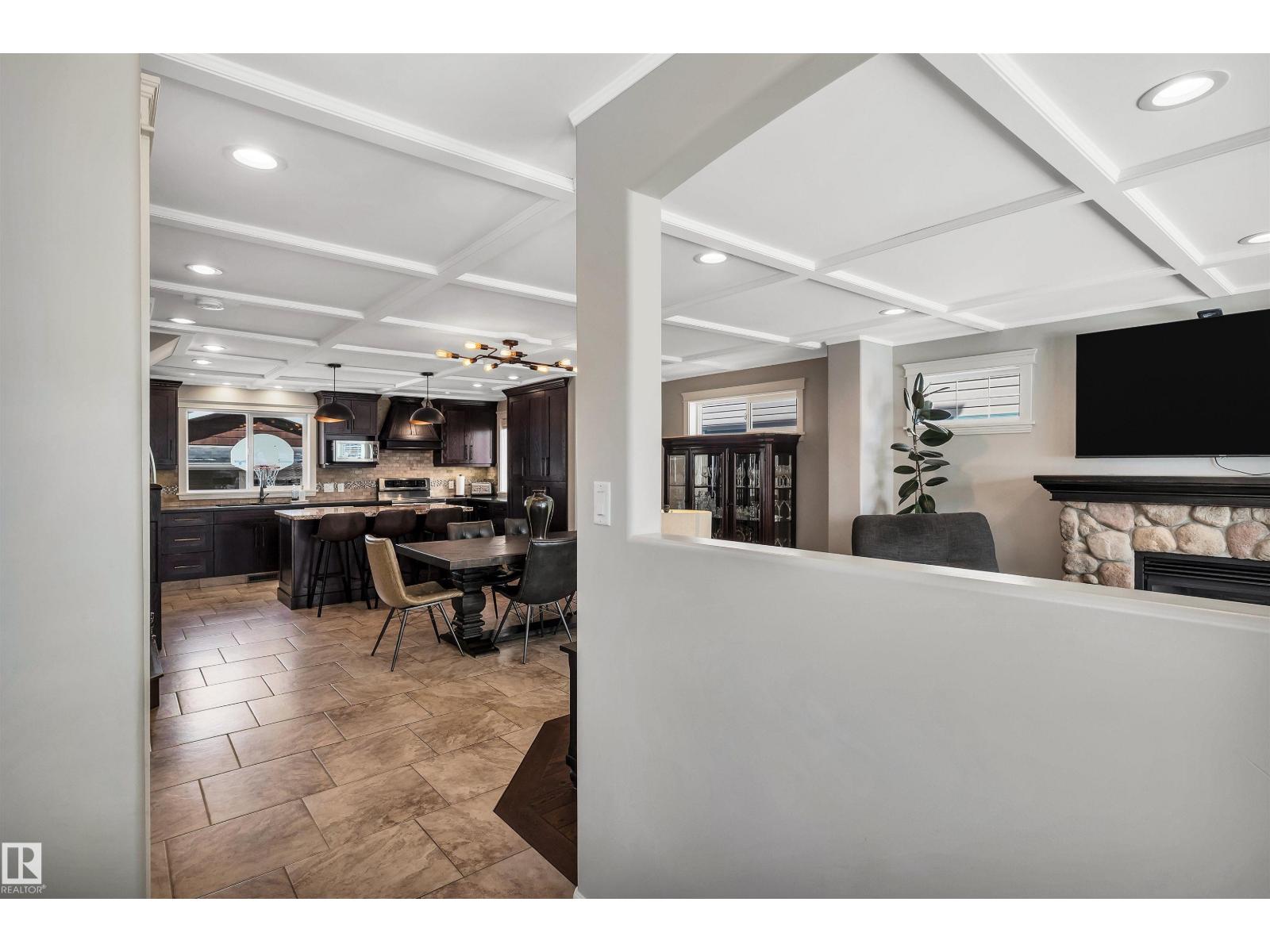 14704 88 AV NW