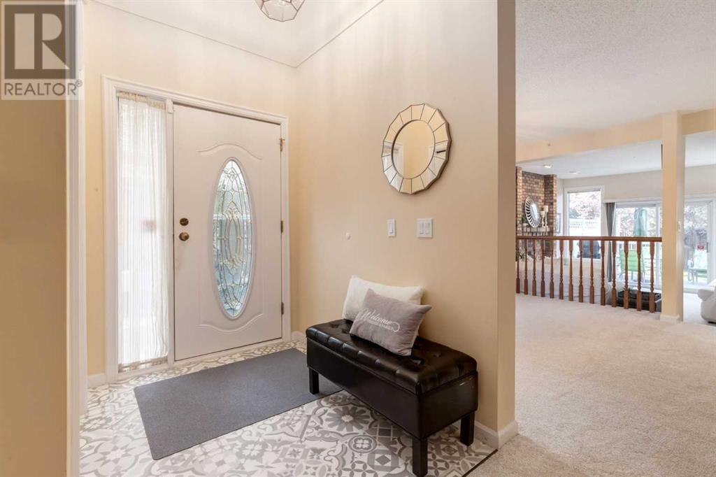 6, 275 Woodridge Drive SW
