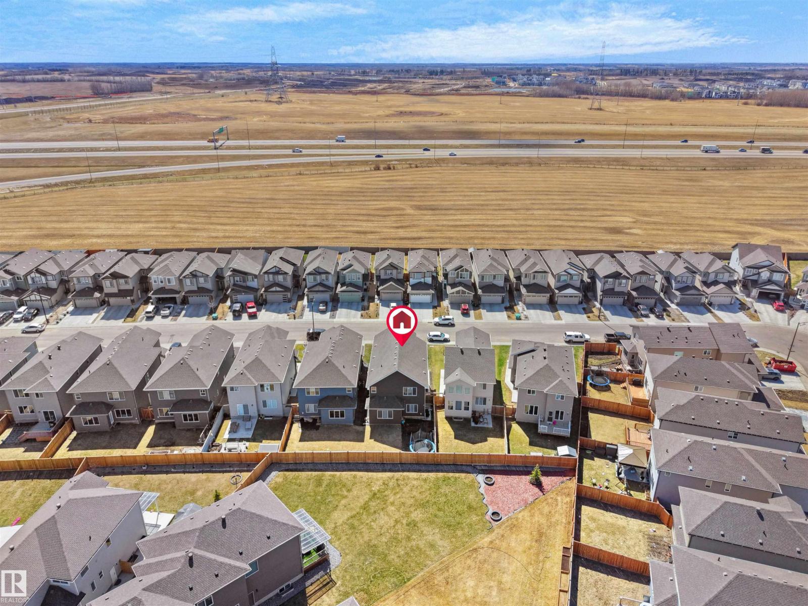 2520 12 AV NW NW