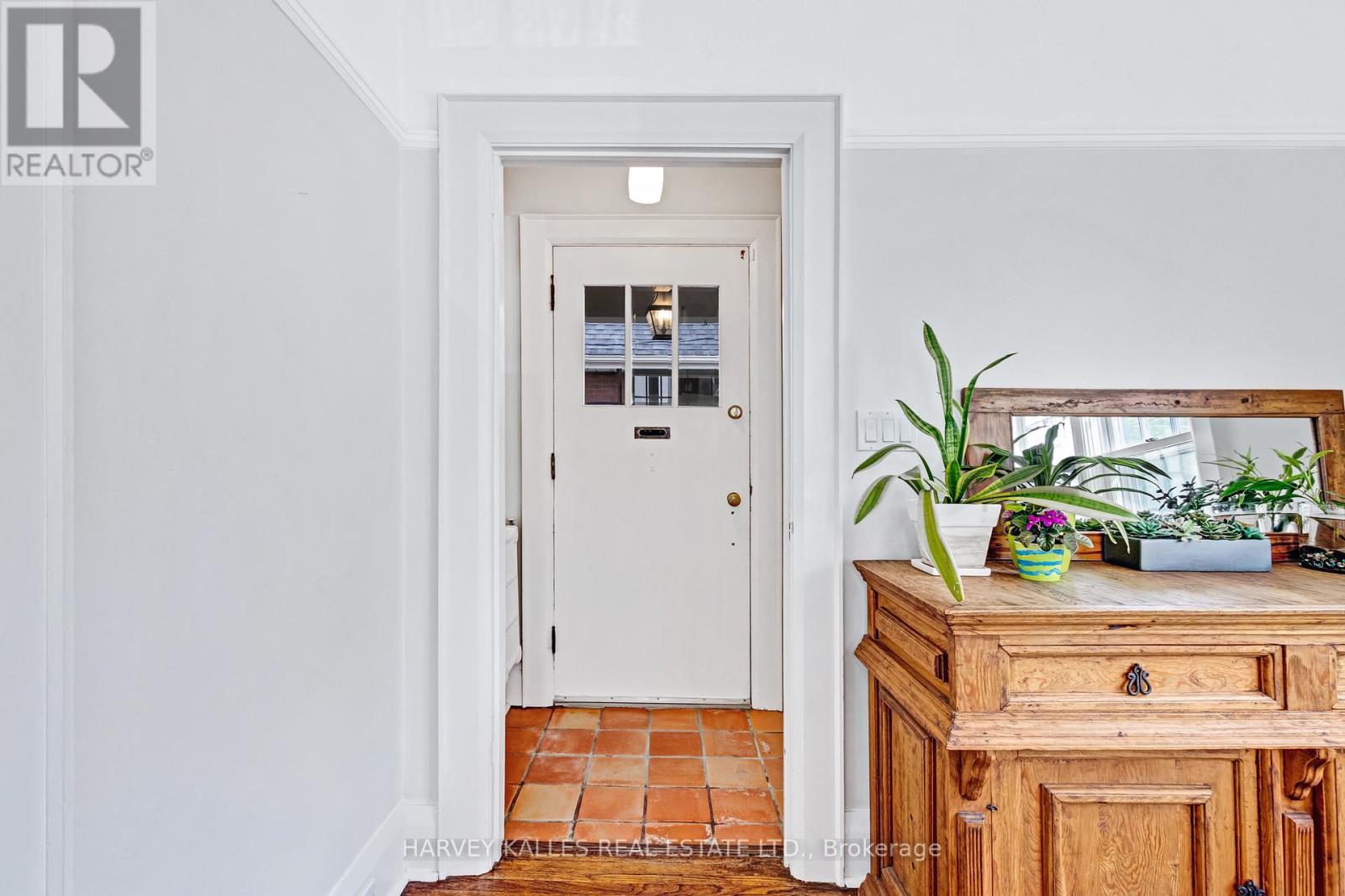 311 ROSEWELL AVENUE