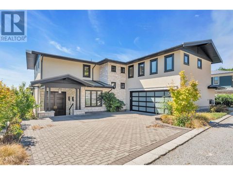 2111 UNION COURT West Vancouver BC V7S0B1