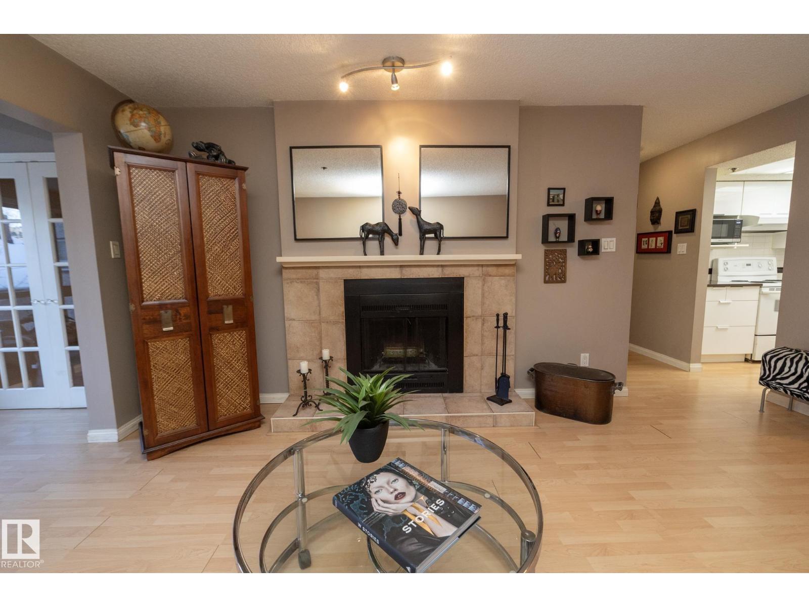 #203 10171 119 ST NW NW