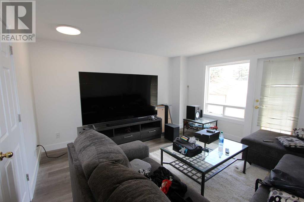 100 McKinley Road SE