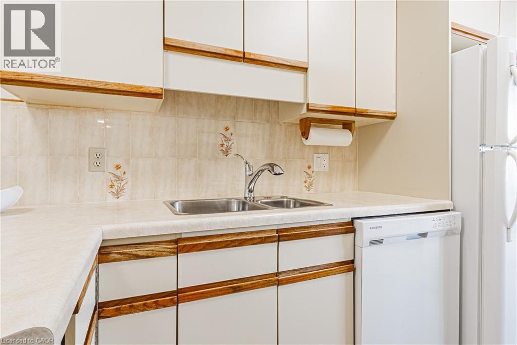 2055 UPPER MIDDLE Road Unit# 1504