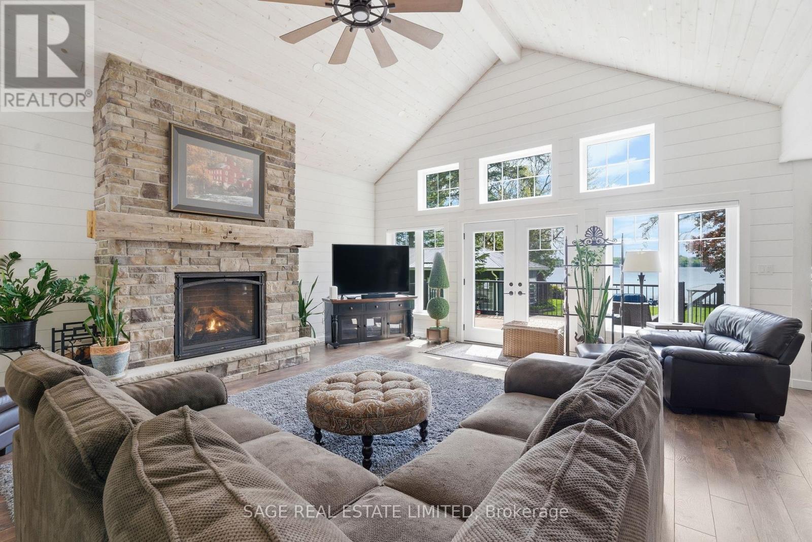 141 SANDY POINT ROAD