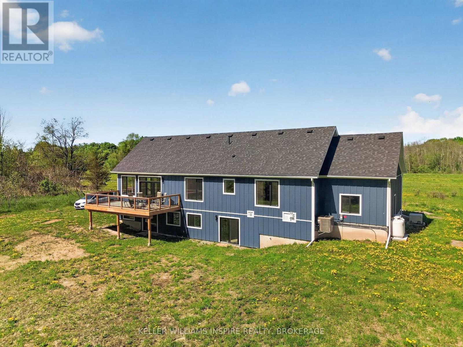 939 SHEFFIELD LANE