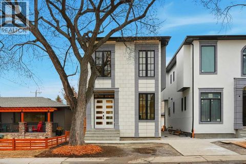 134 Lissington Drive SW Calgary AB T3E5E3