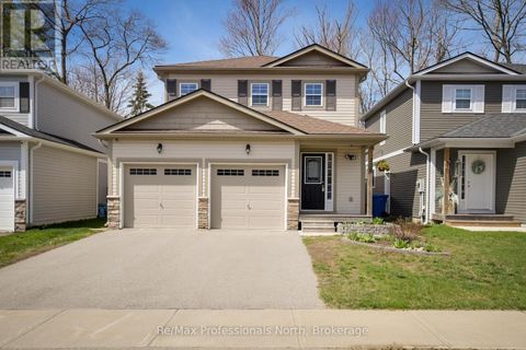 230 PINE STREET Gravenhurst (Muskoka (S)) ON P1P1B1