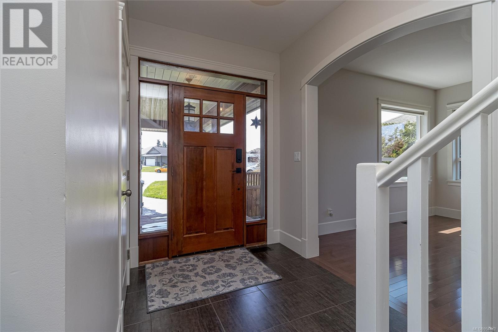 1840 Falcon Cres