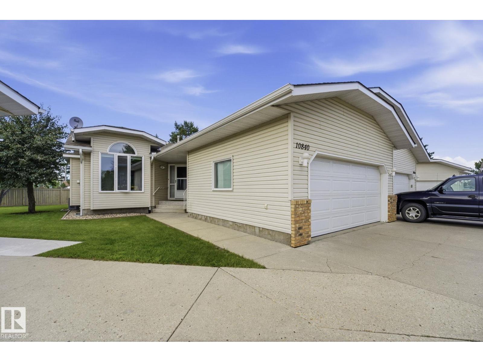 10840 25 AV NW