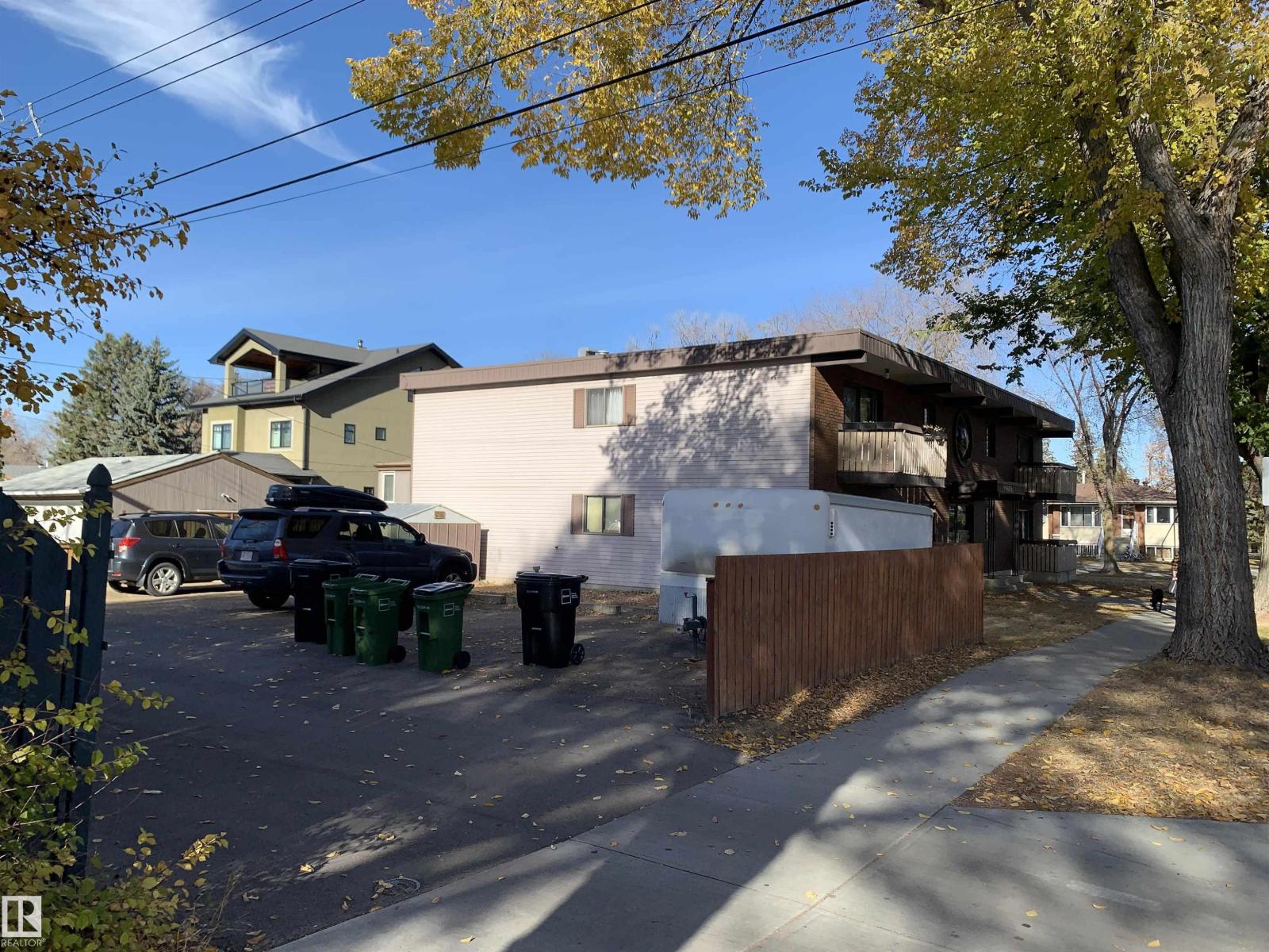7708 91 ST NW