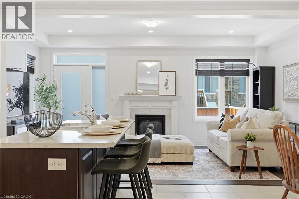 33 MOUNTAIN HEIGHTS Place