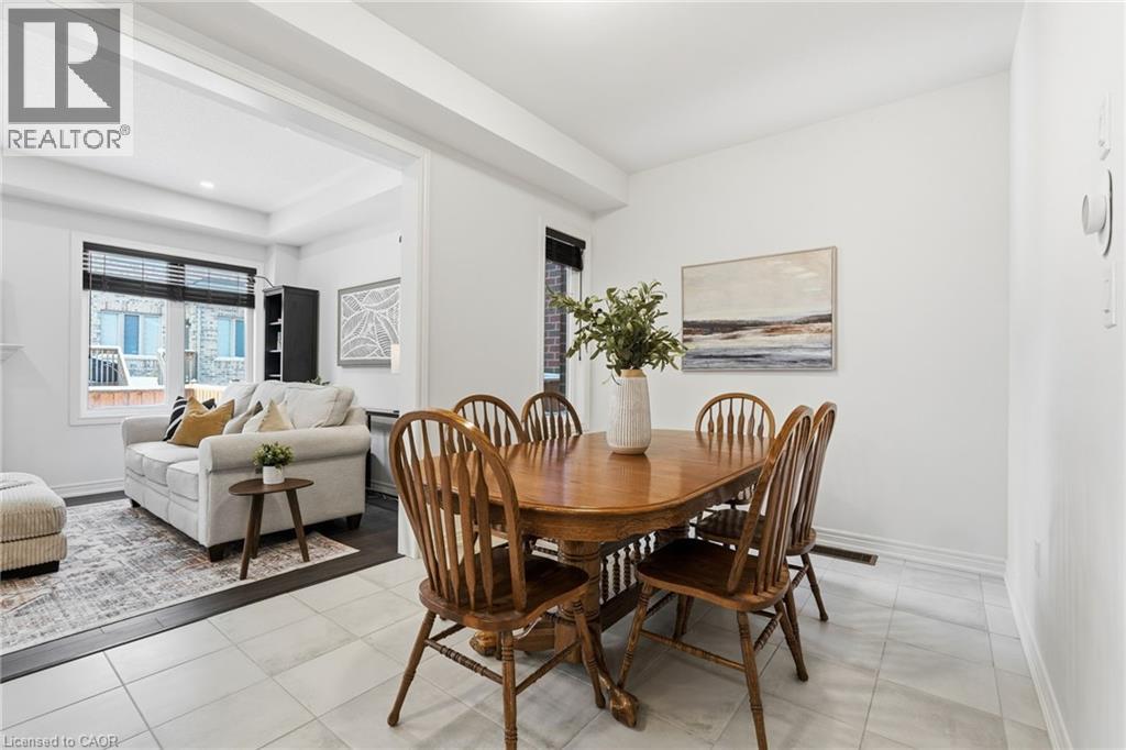 33 MOUNTAIN HEIGHTS Place