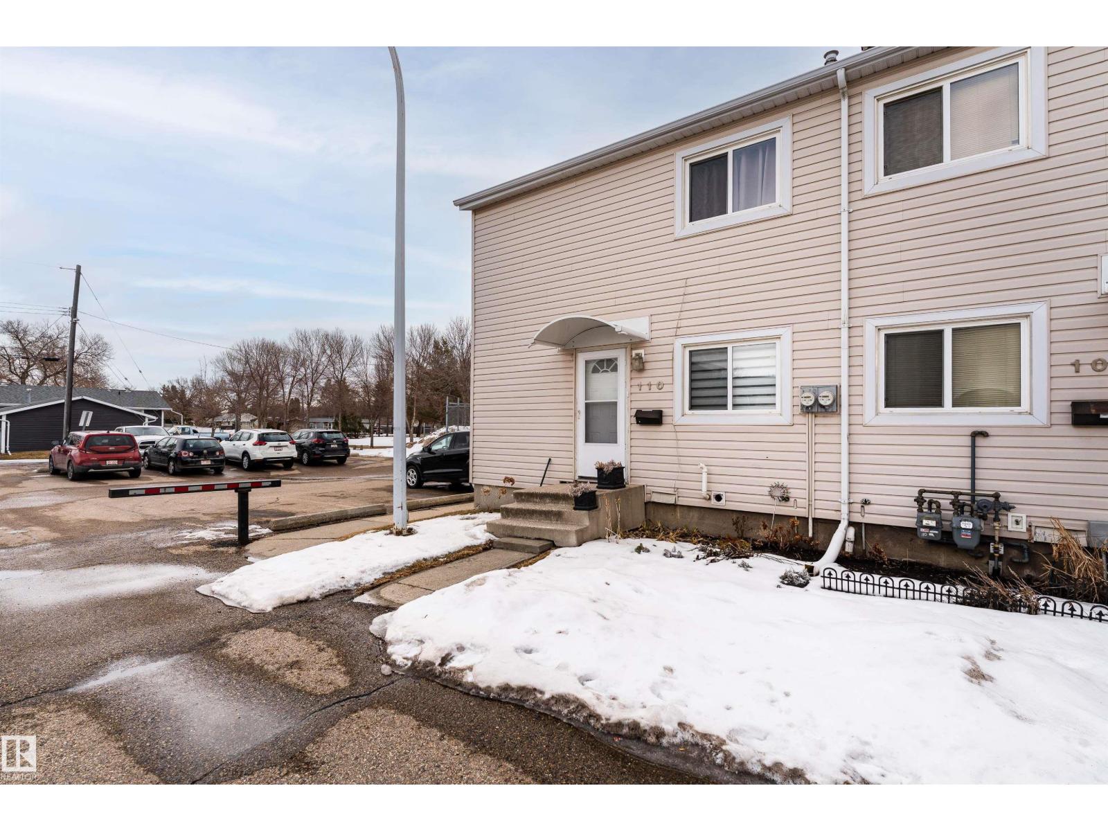 110 CENTENNIAL CO NW