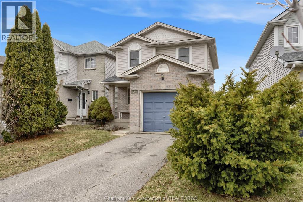 20 Phair CRESCENT