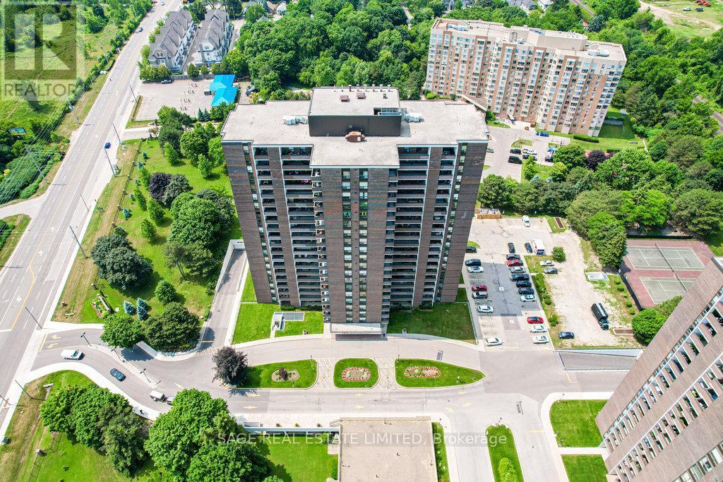 #1001 - 1515 LAKESHORE ROAD E
