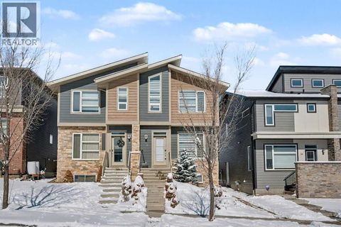 38 Sage Bluff Gate NW Calgary AB T3R0Y9