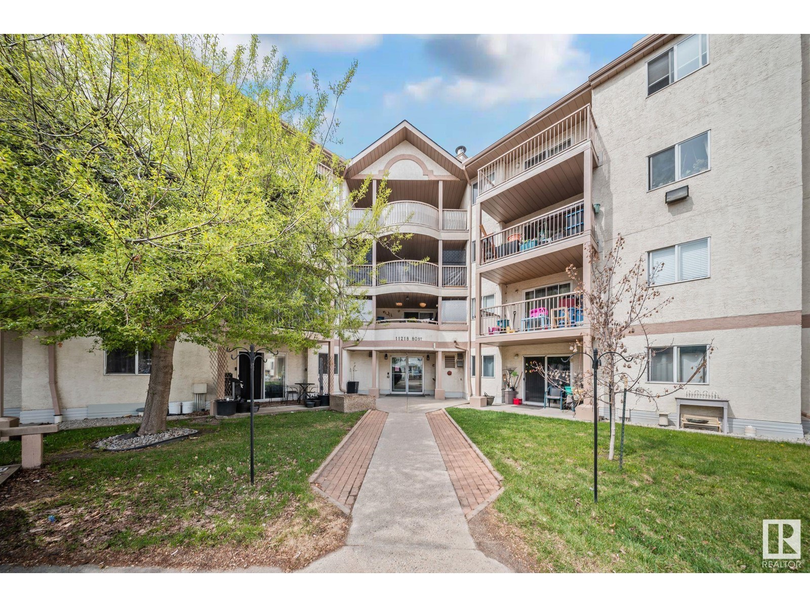 #403 11218 80 ST NW