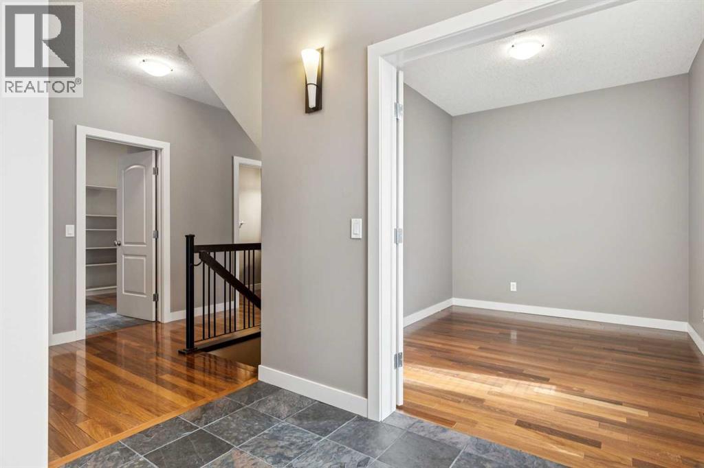 25 Mahogany Square SE