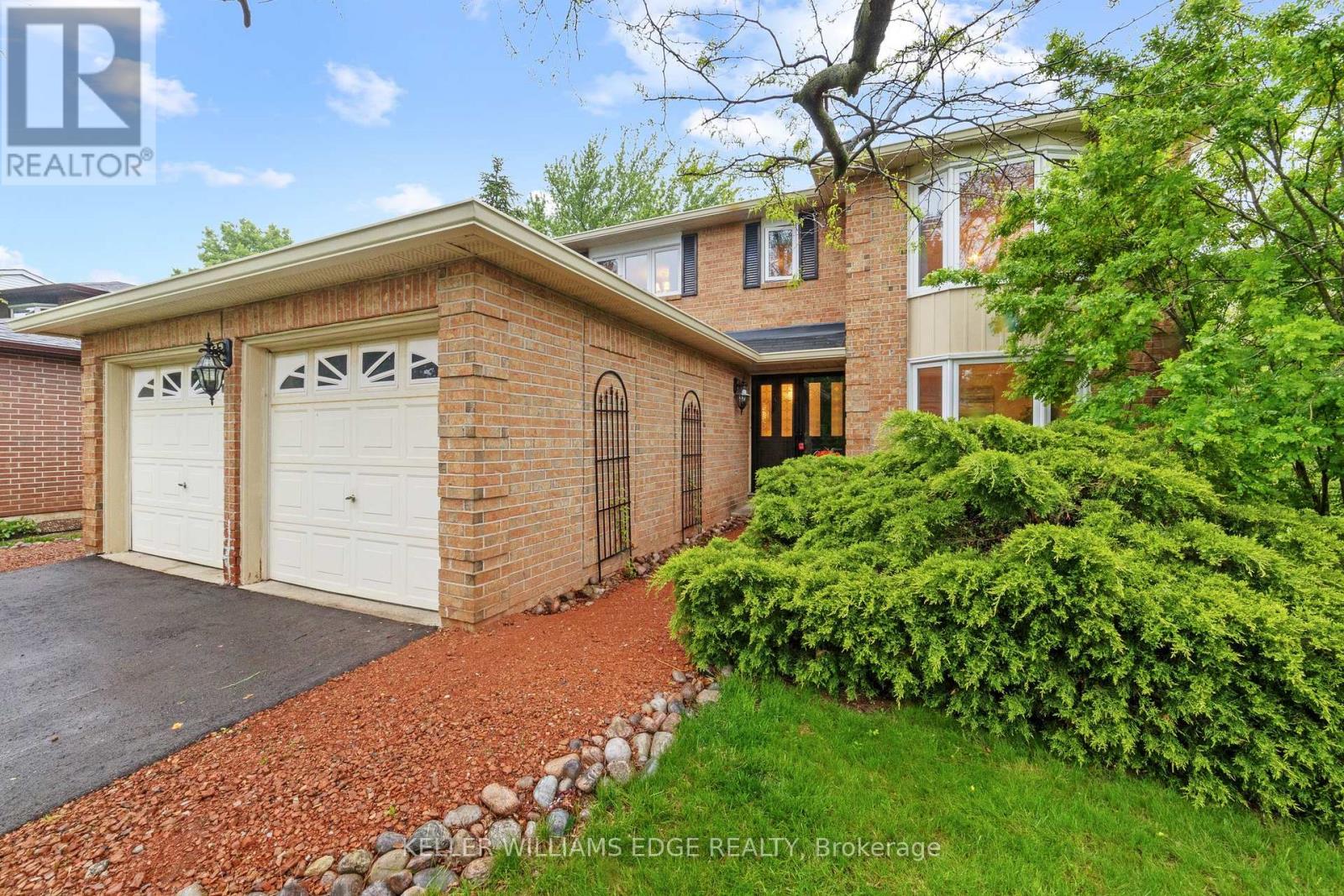 2095 FALLINGBROOK COURT