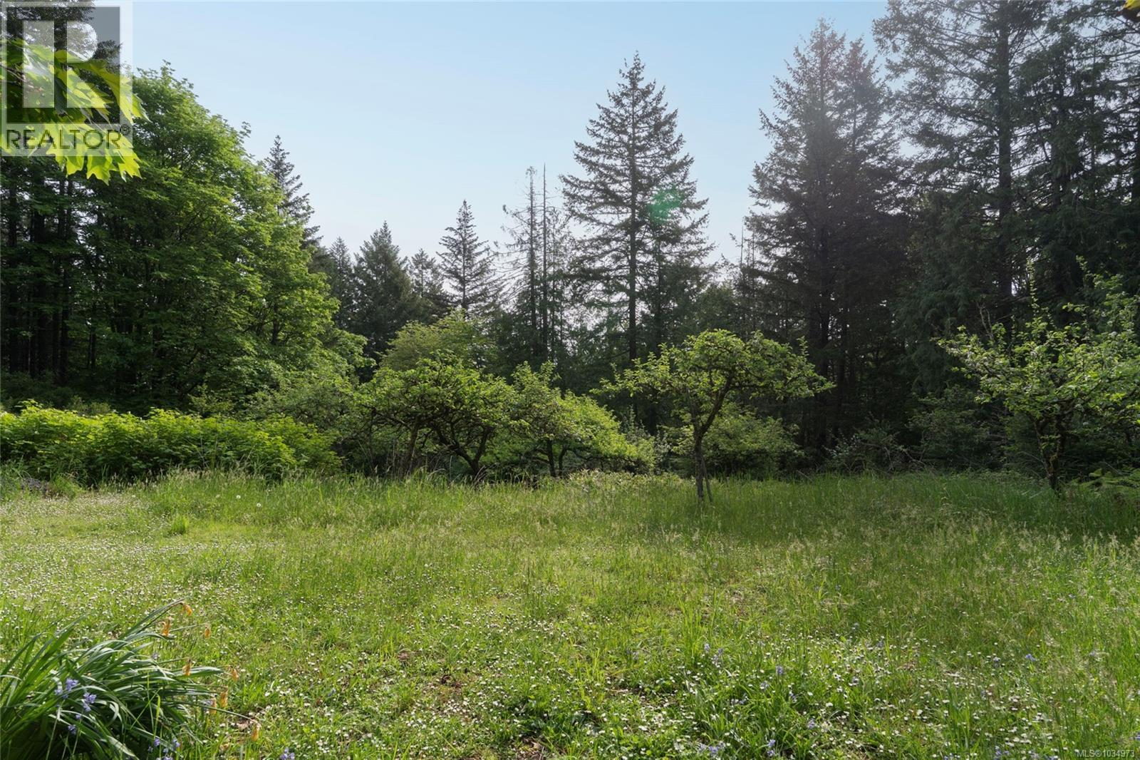 5924 Old West Saanich Rd