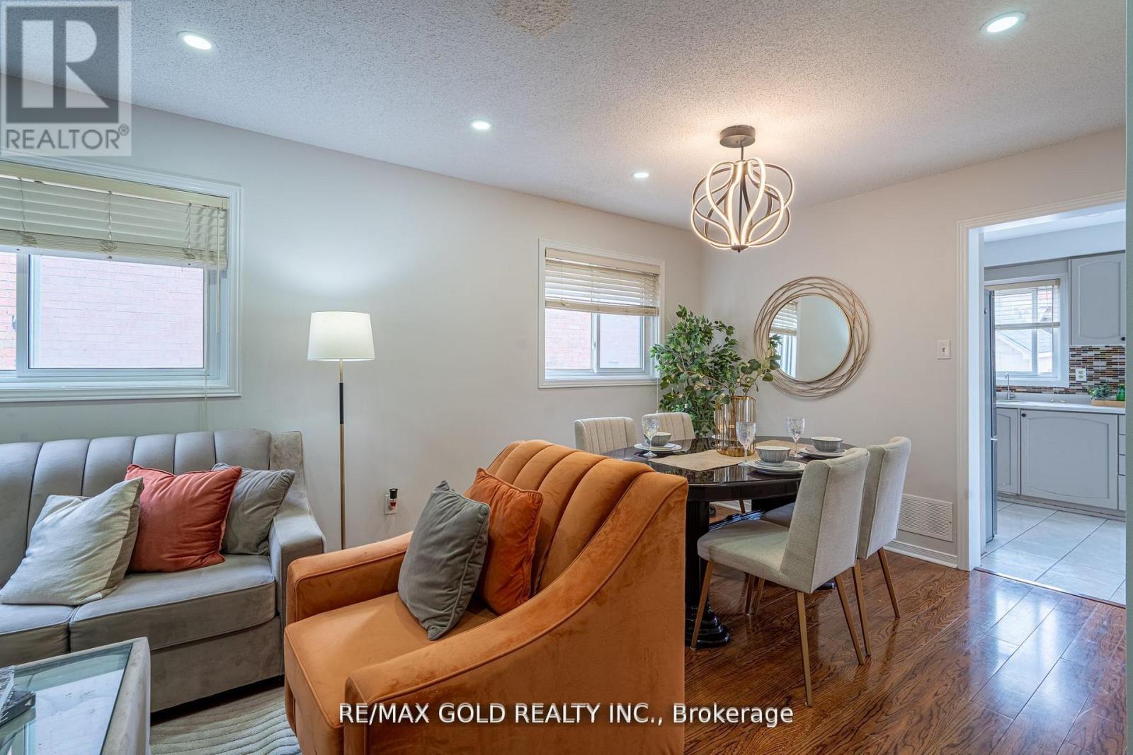 94 BIGHORN CRESCENT