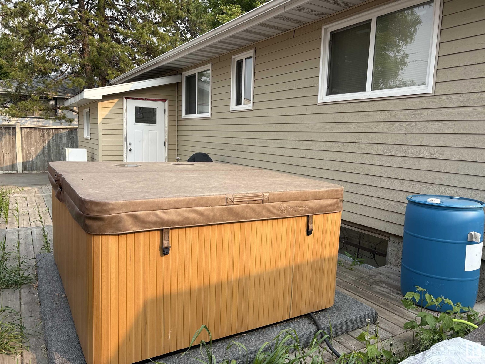 488 Knottwood West RD NW NW