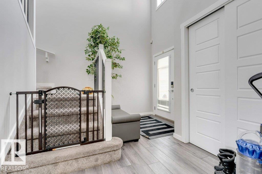 2326 WONNACOTT CR SW