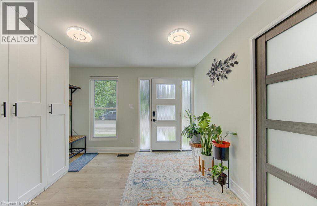 17 AMELIA Street
