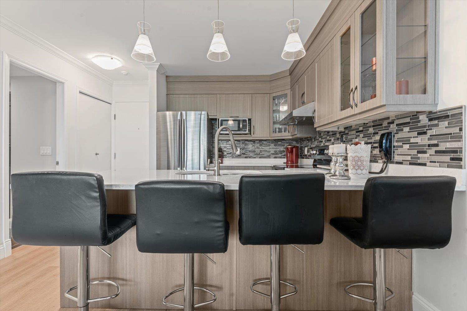 316 378 ESPLANADE AVENUE|Harrison Hot Springs
