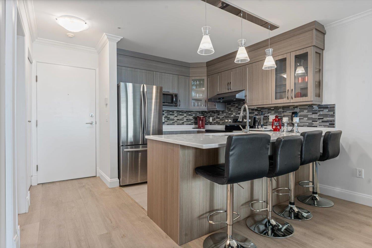 316 378 ESPLANADE AVENUE|Harrison Hot Springs