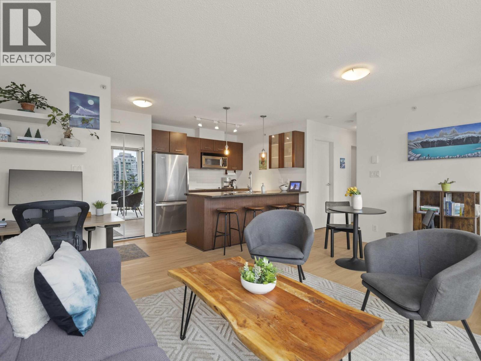 1501 1199 SEYMOUR STREET